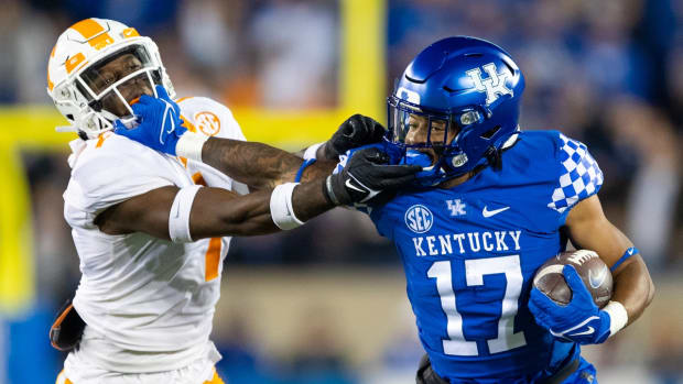 Nov 6, 2021; Lexington, Kentucky, USA; Tennessee Volunteers defensive back Trevon Flowers (1) chases down Kentucky Wildcats running back JuTahn McClain (17) during the second quarter at Kroger Field. Mandatory Credit: Jordan Prather-USA TODAY Sports
